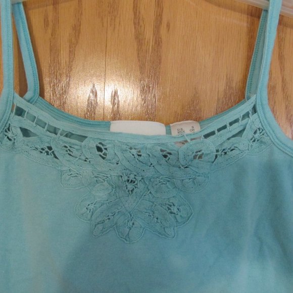 LIZ CLAIBORNE WOMEN'S SIZE S CAMISOLE AQUA LACE SHELF BRA BOHO HIPPIE COTTON - Picture 2 of 11